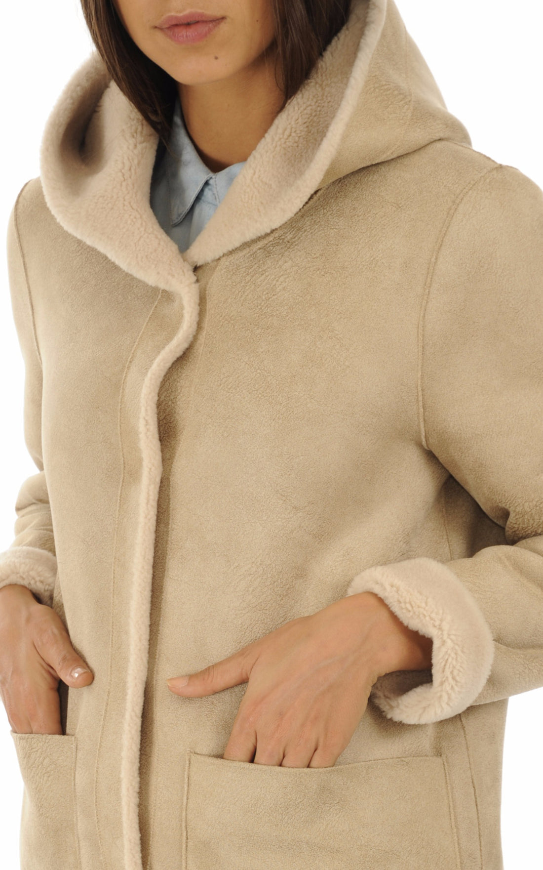 A &quot;ANGELIQUE 63747&quot; Beige Oakwood 3/4 Femme closed photo