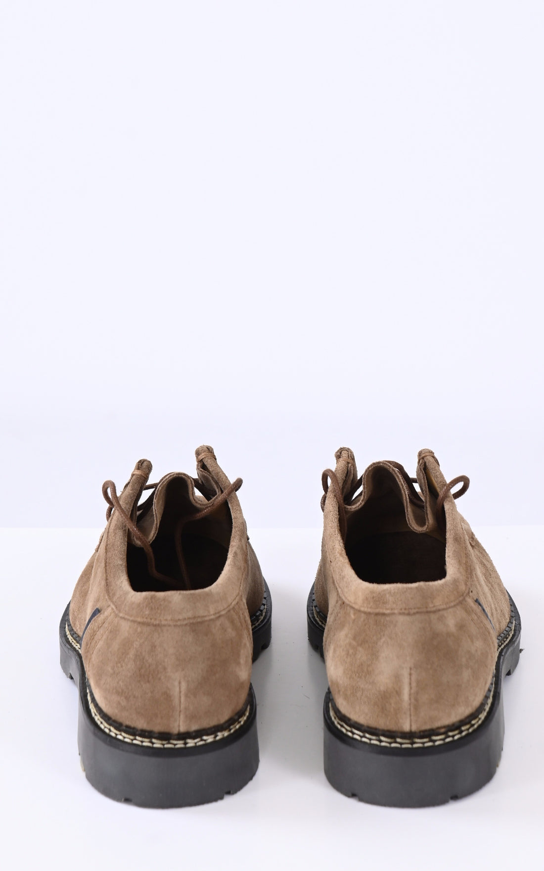 A &quot;MACHO&quot; Beige Pellet Chaussures Homme closed photo