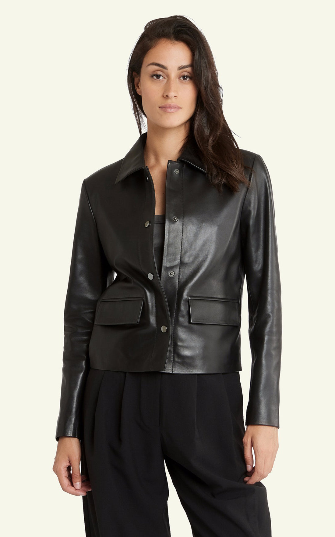 A &quot;ANNE&quot; Black Serge Pariente Veste Femme opened photo