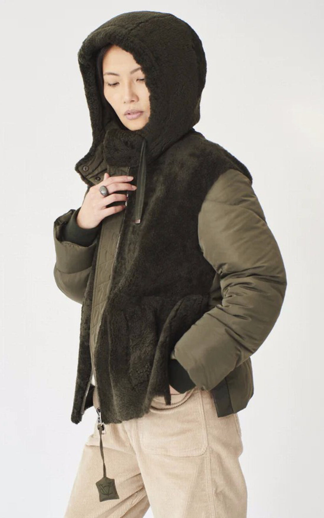 A &quot;33597&quot; Kaki Ventcouvert Veste Femme opened photo