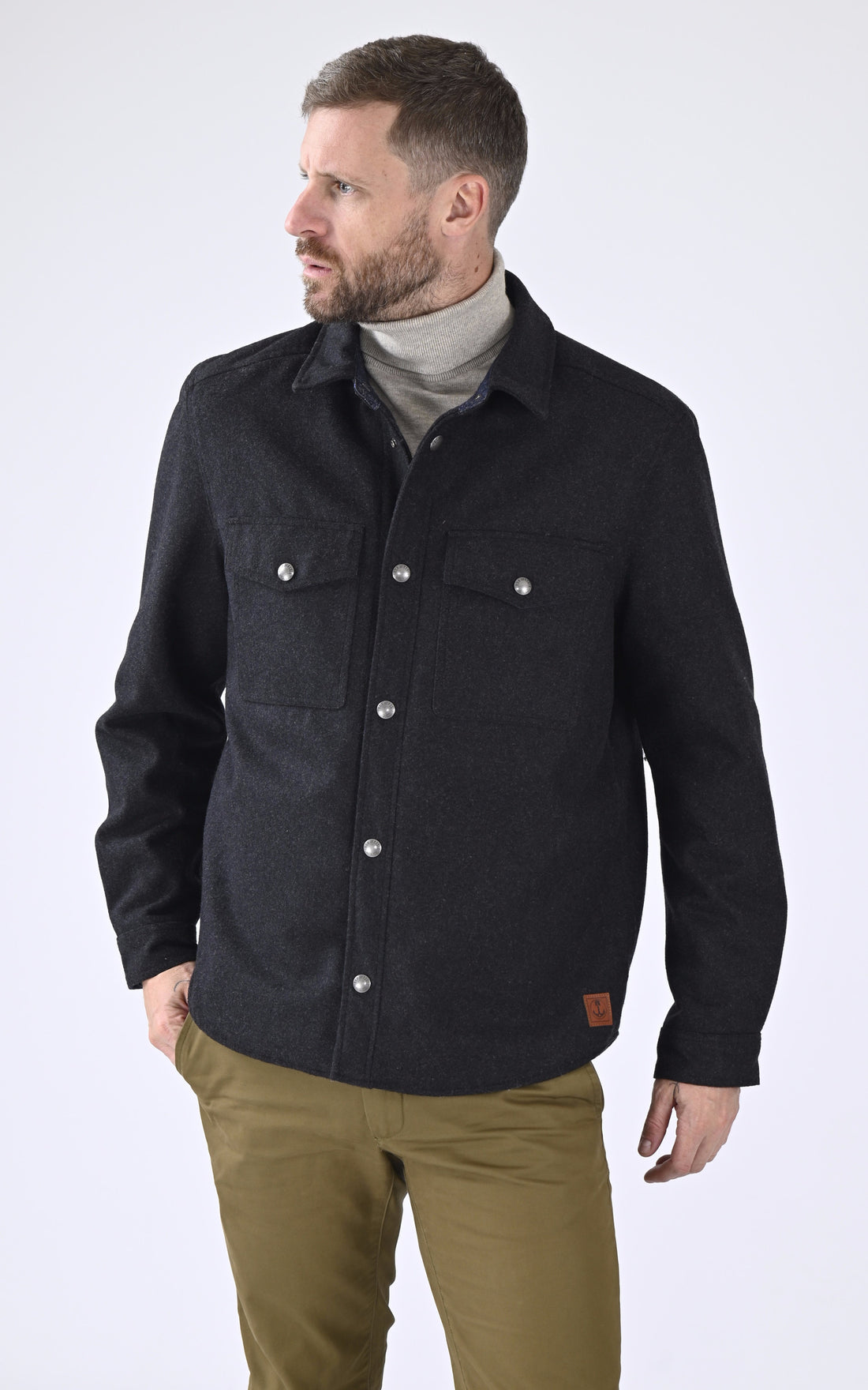 A &quot;PEAK 103329&quot; Gris Iron&amp;Resin Chemise Homme opened photo