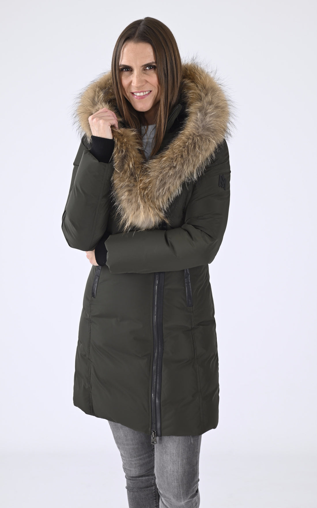 A &quot;KAY-F&quot; Kaki Mackage 3/4 Doudoune Femme opened photo