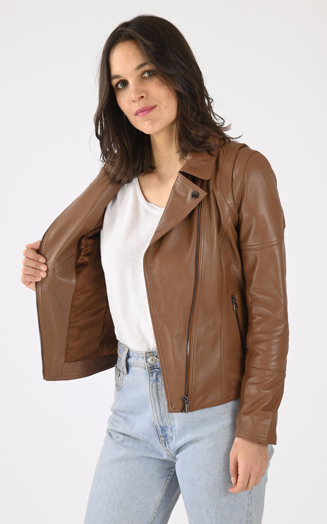 A &quot;LOVELY&quot; Cognac Giorgio &amp; Mario Blouson Femme opened photo