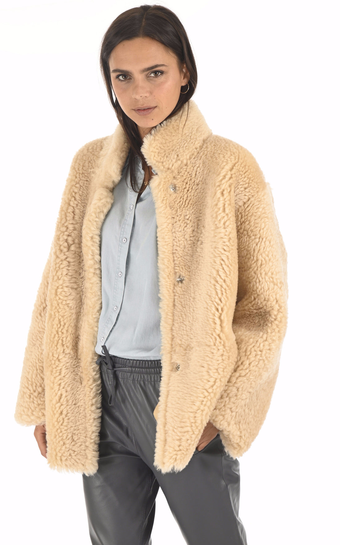 A &quot;MARETIS FF&quot; Ecru La Canadienne 3/4 Femme closed photo