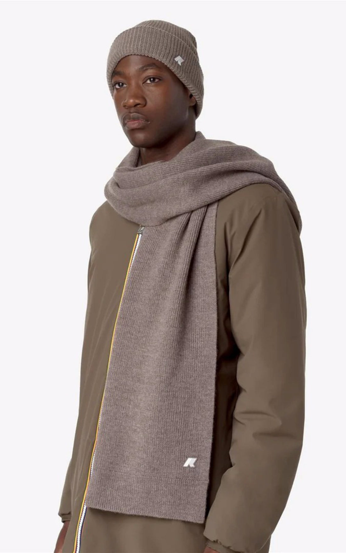A &quot;ETIENNE WOOL K4136FW&quot; Beige K-Way Echarpe Mixte closed photo