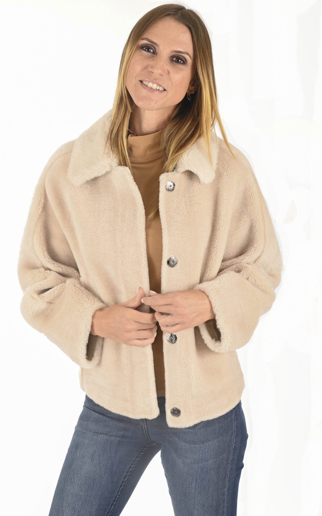 A &quot;HELENE 63748&quot; Beige Oakwood Blouson Femme closed photo