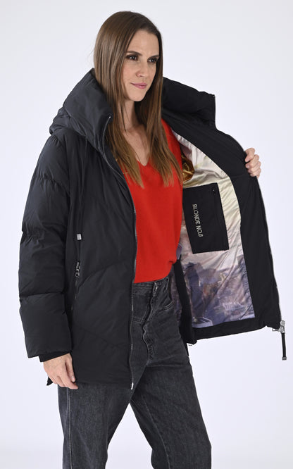 A &quot;JANET&quot; Noir Blonde n°8 Parka Femme interior photo
