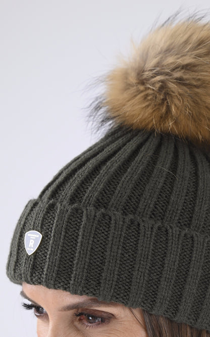 A &quot;HAT POM POM&quot; Kaki Rock and Blue Bonnet Femme details photo