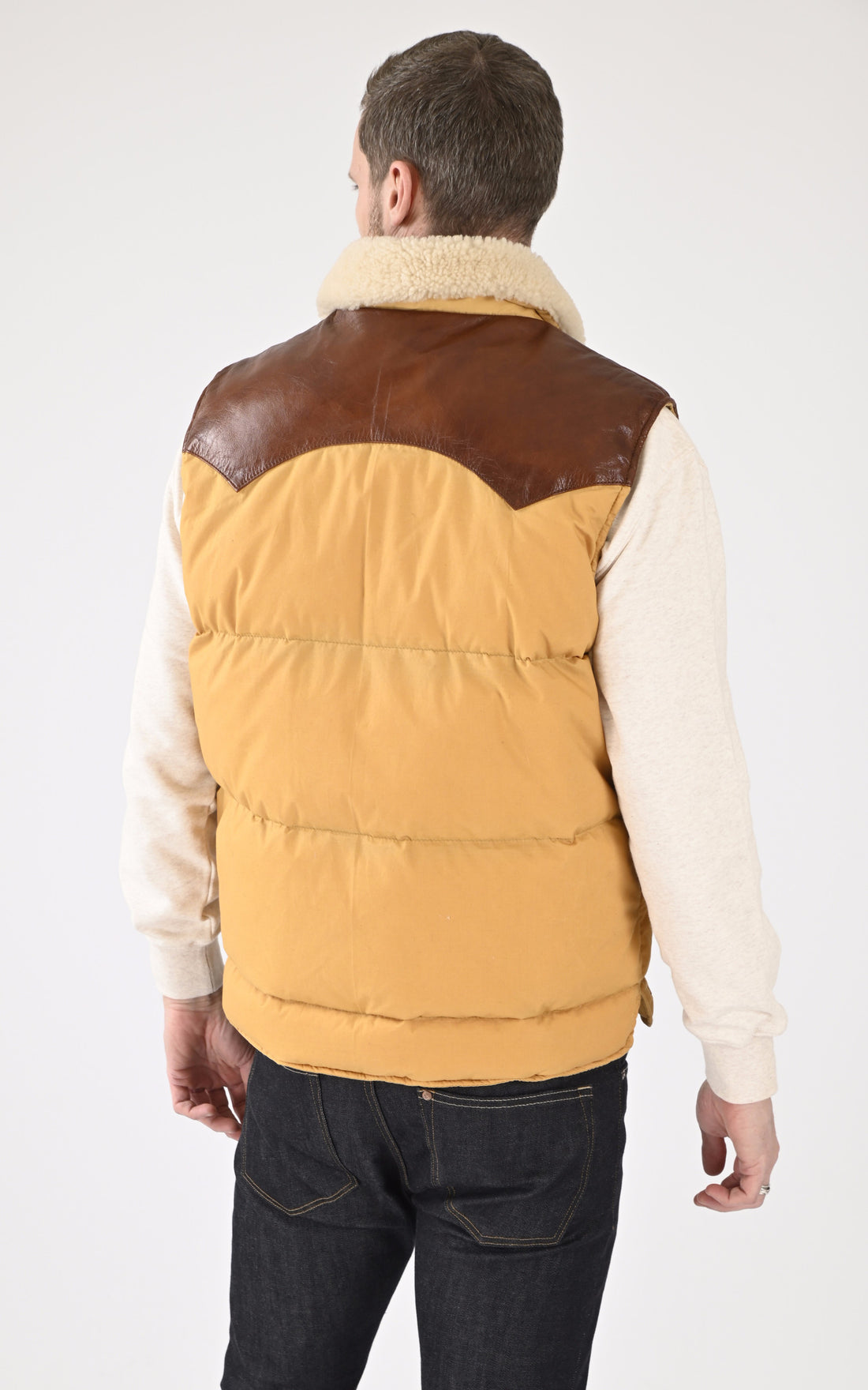 A &quot;BASIN 102095&quot; Jaune Iron&amp;Resin Gilet Homme opened photo