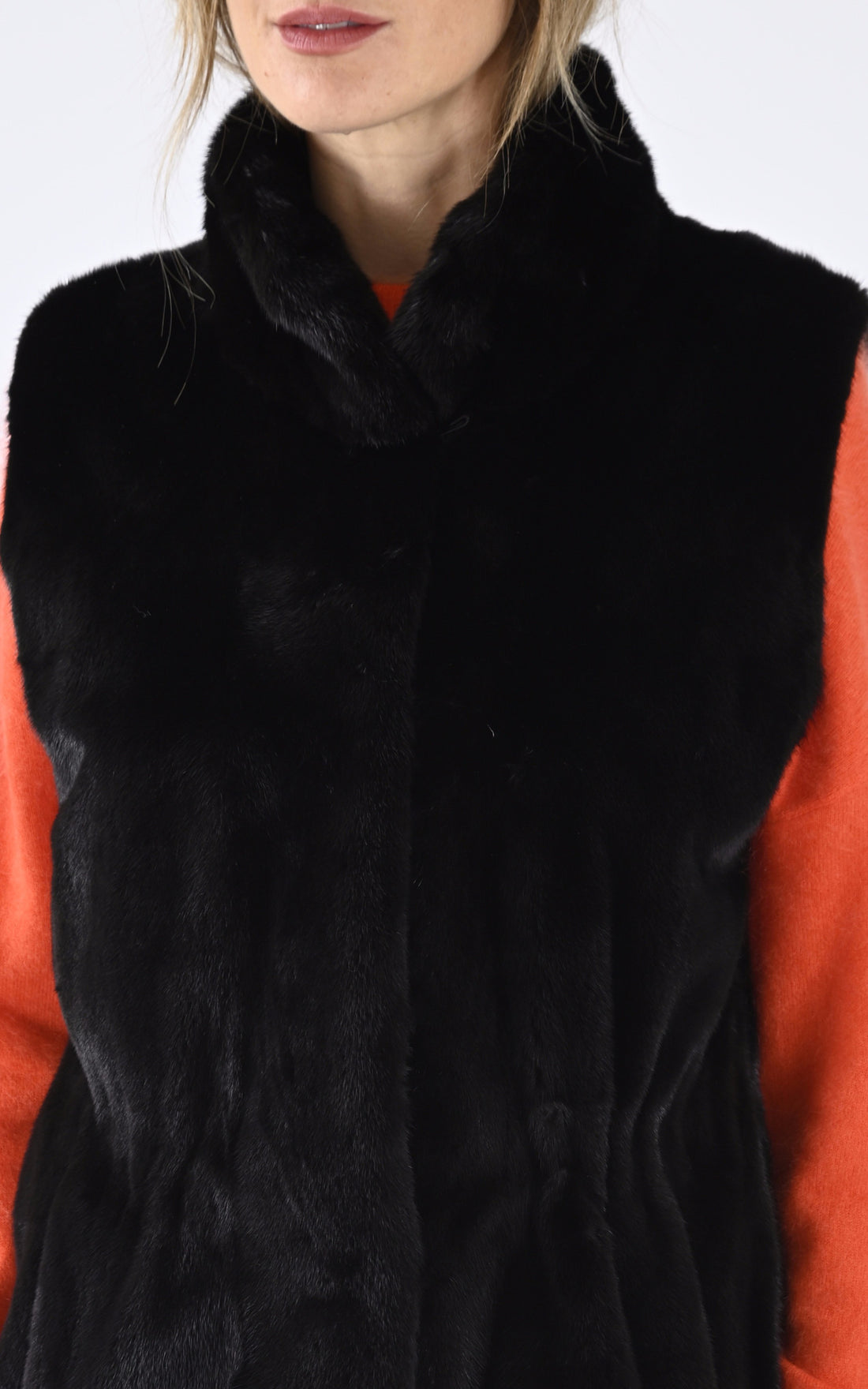A &quot;7038&quot; Noir Manakas Gilet Femme opened photo
