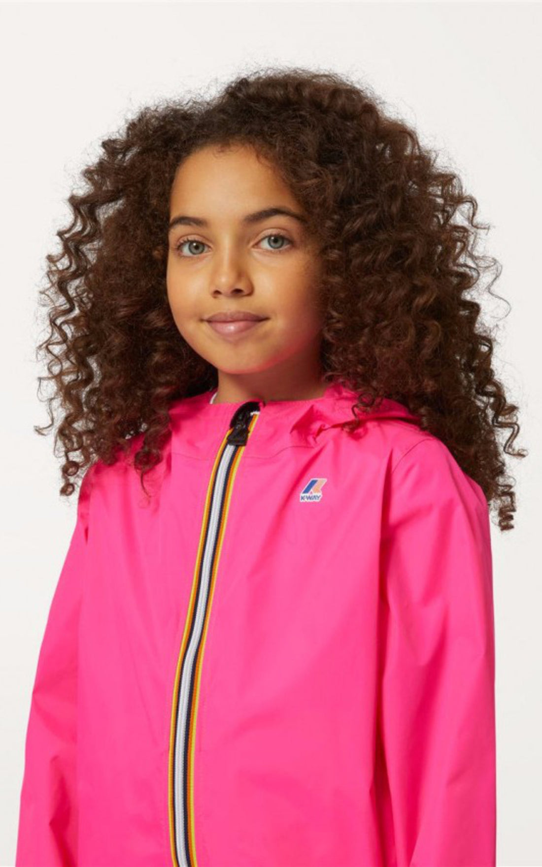 A &quot;CLAUDE KIDS 22HK81253W&quot; Rose K-Way Blouson Enfant opened photo