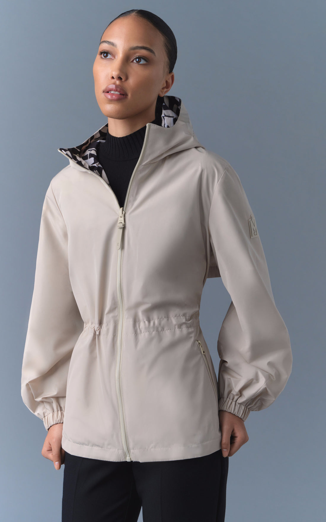 A &quot;DELIA&quot; Noir Mackage Doudoune Femme closed photo