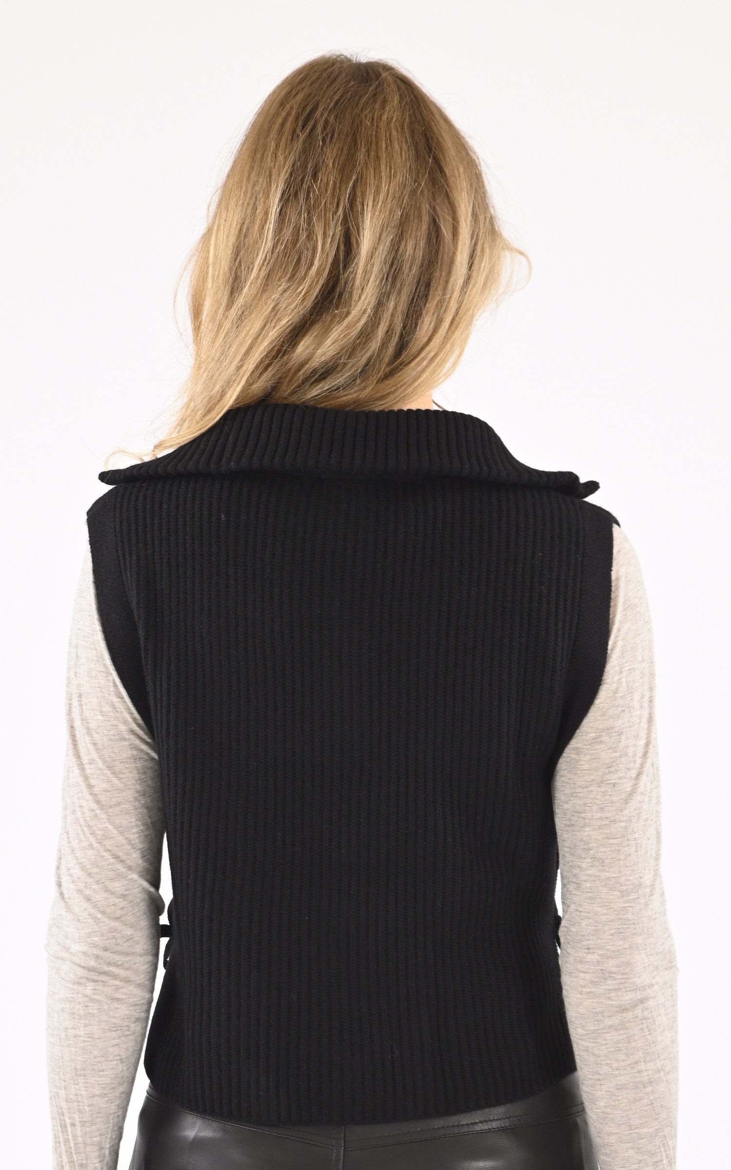 A &quot;MIMOSA 64703&quot; Noir Oakwood Top Femme back photo