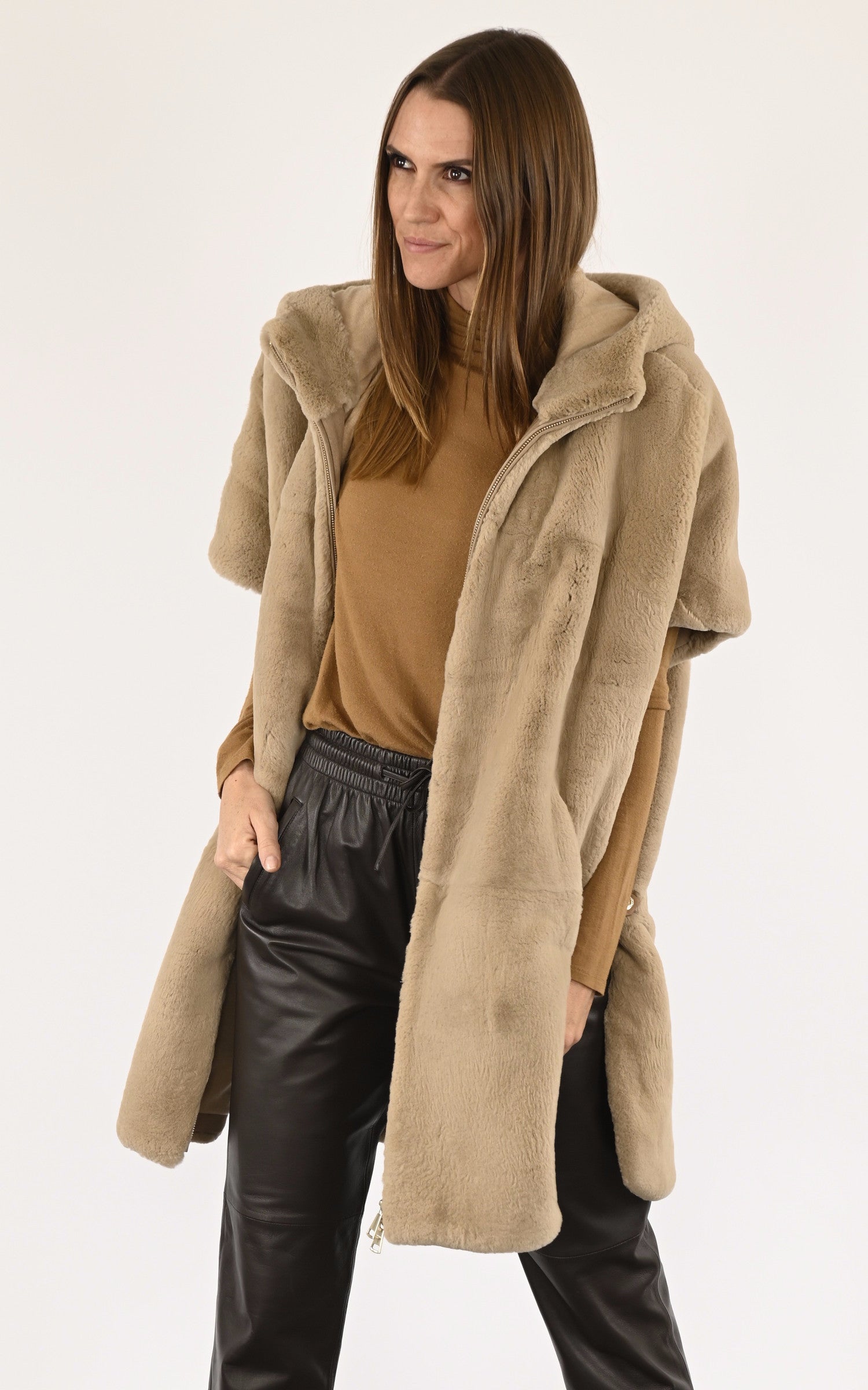 A &quot;23M1250-RTL8&quot; Beige Manzoni 24 Gilet Femme closed photo 2