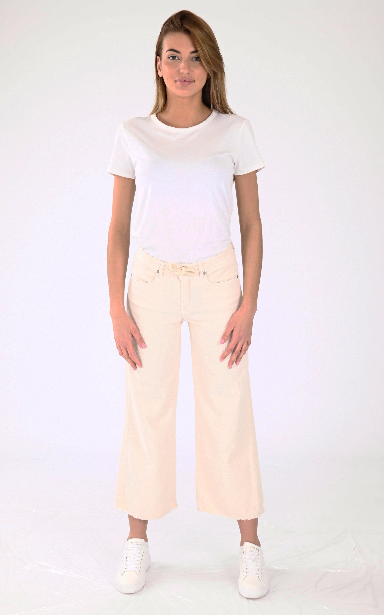 A &quot;AUGUSTE&quot; Beige Denim Studio Pantalon Femme closed photo 2
