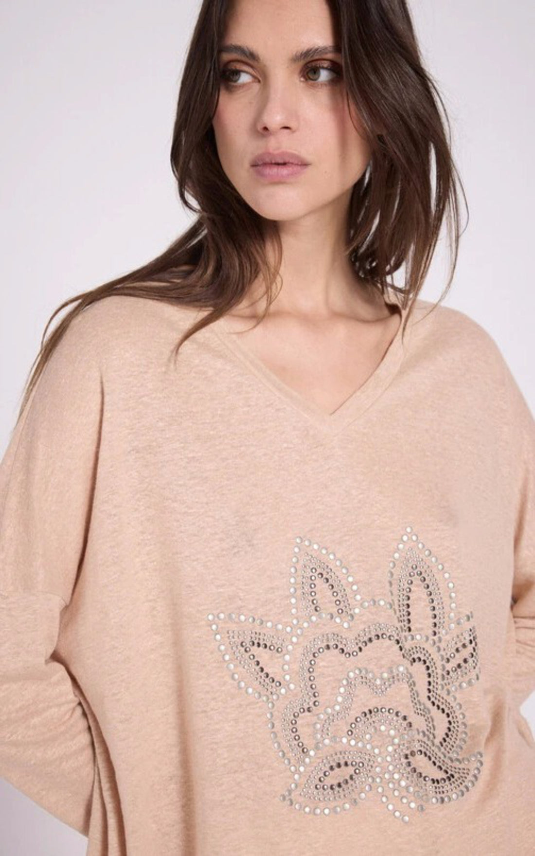 A &quot;NANCEY 4605115&quot; Beige Notshy T-shirt Femme opened photo