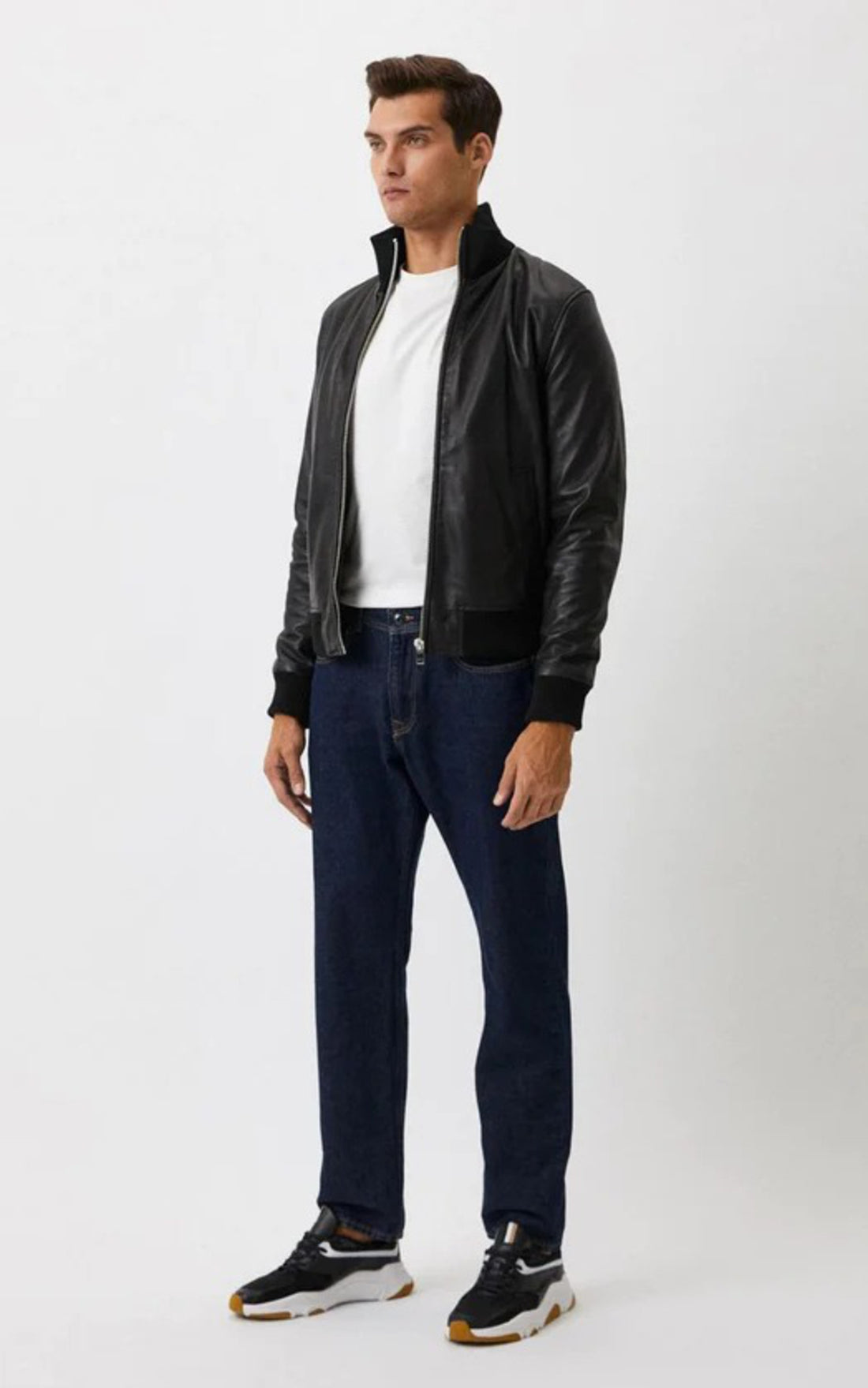 A &quot;PAROS&quot; Noir Serge Pariente Blouson Homme opened photo
