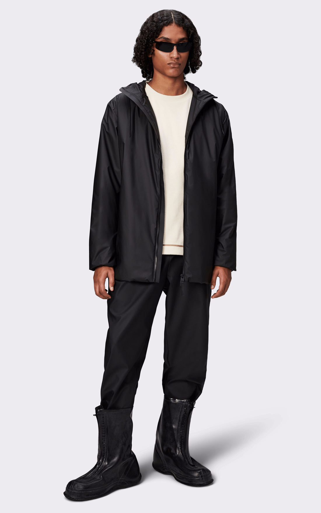 A &quot;15790 LOHJA&quot; Noir Rains 3/4 Mixte opened photo