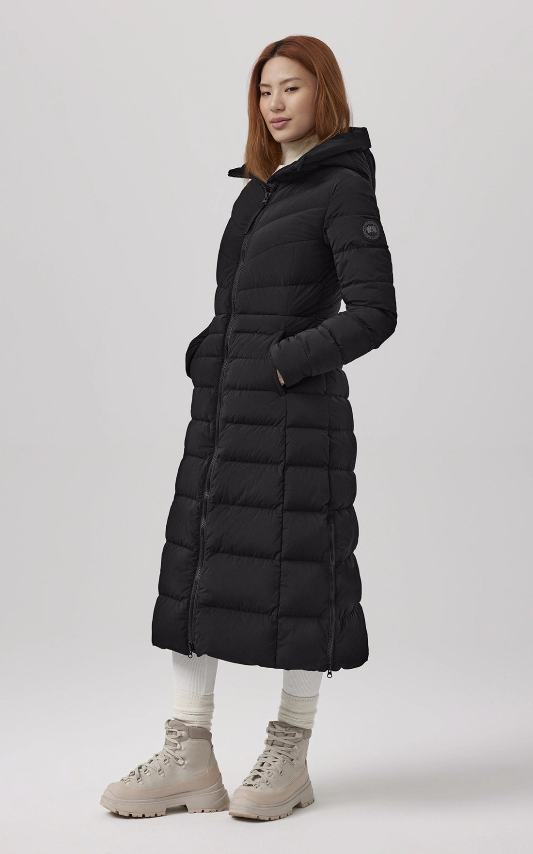 A &quot;CLAIR LONG COAT BLACK LABEL 2330WB&quot; Noir Canada Goose 7/8 Doudoune Femme opened photo