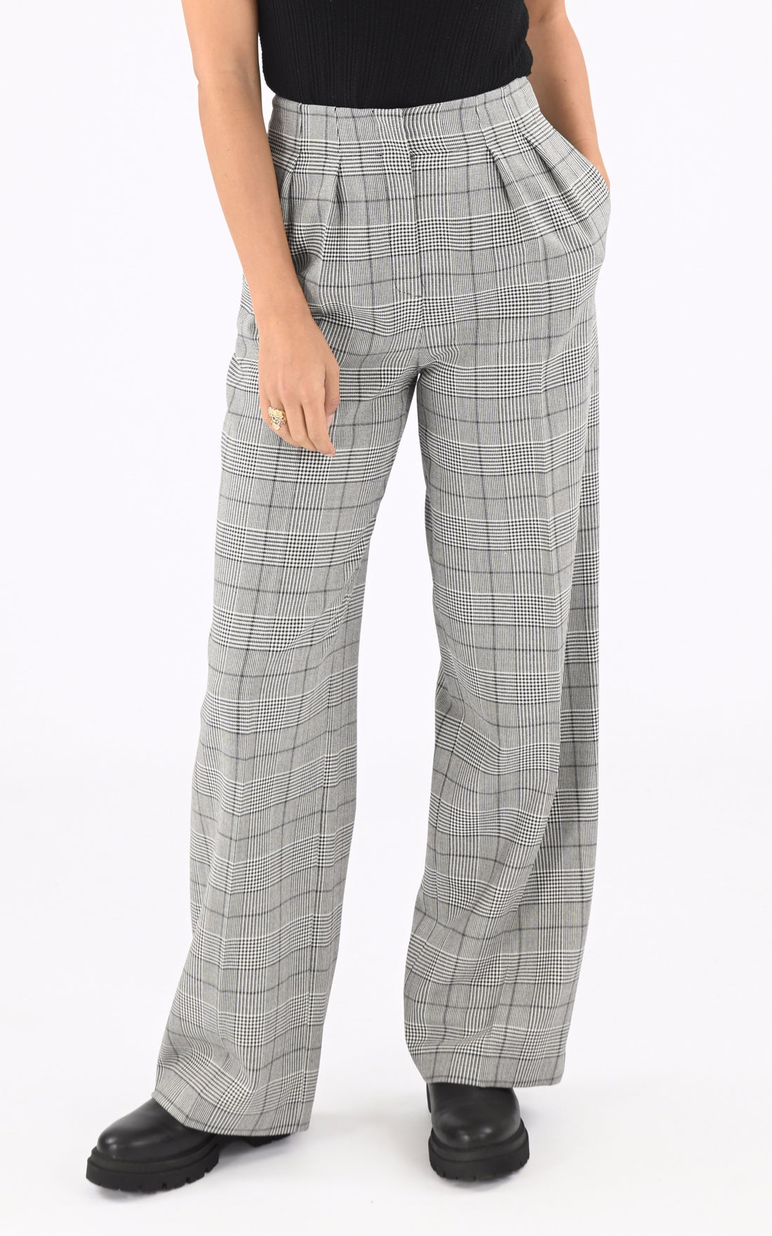 A &quot;PARIGI&quot; Noir Tara Jarmon Pantalon Femme opened photo