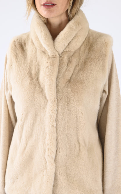 A &quot;7038&quot; Ecru Manakas Gilet Femme details photo