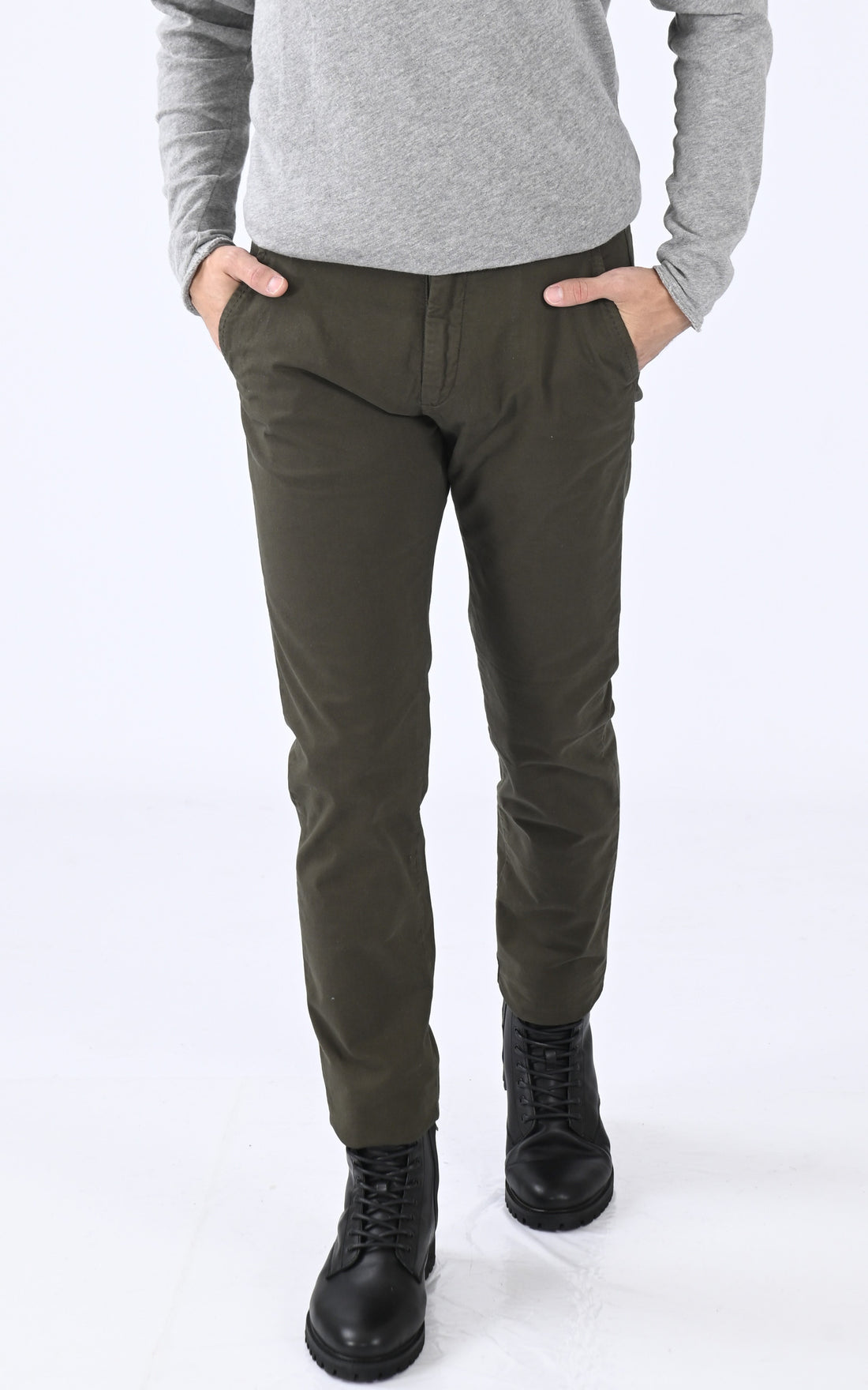 A &quot;TRJO70&quot; Kaki Schott Pantalon Homme opened photo
