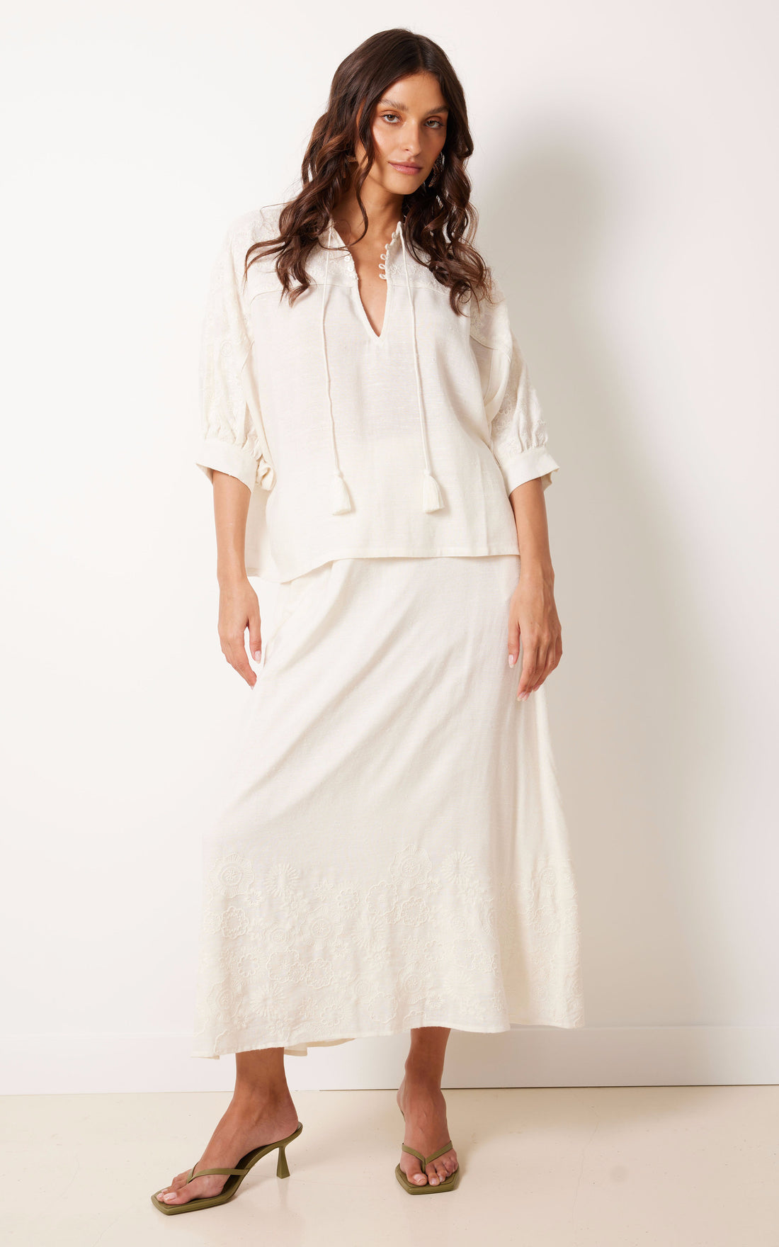 A &quot;ARIA 4402401&quot; Ecru Notshy Chemise Femme opened photo