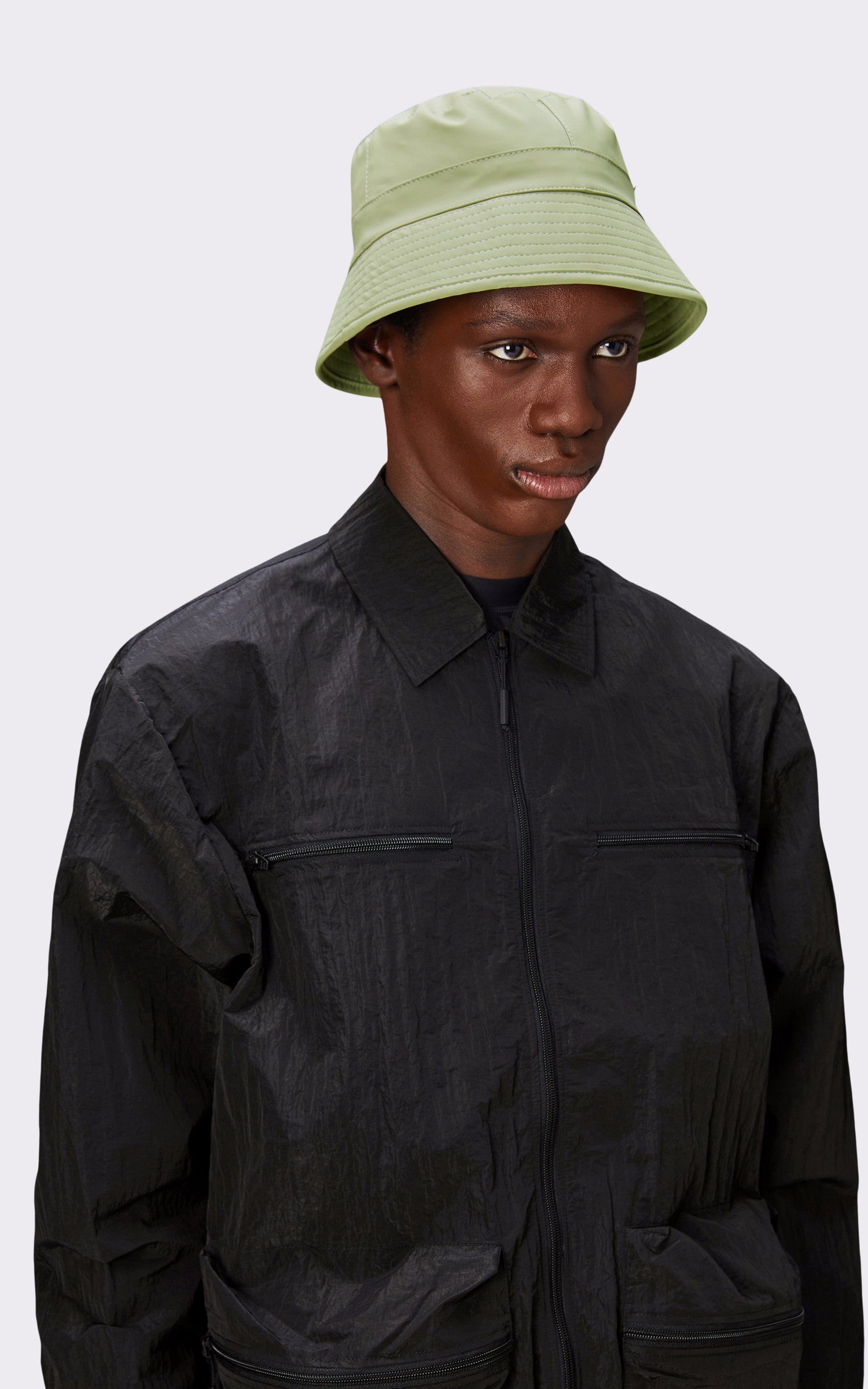 A &quot;20010 BUCKET HAT&quot; Vert Rains bob Mixte opened photo 2