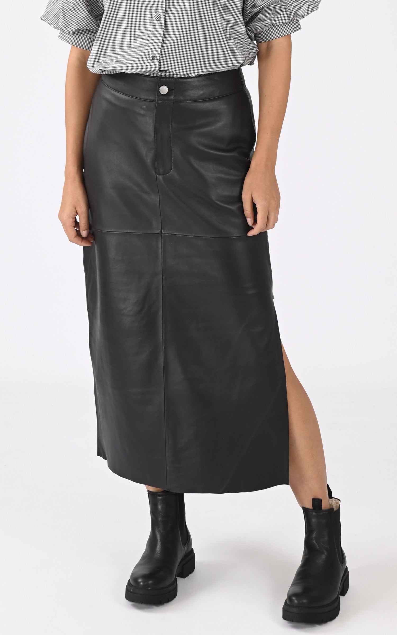 A &quot;MENTOLA 64915&quot; Noir Oakwood Jupe Femme opened photo 1
