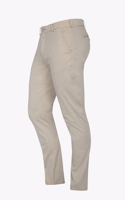 A &quot;TRJO70&quot; Beige Schott Pantalon Homme details photo