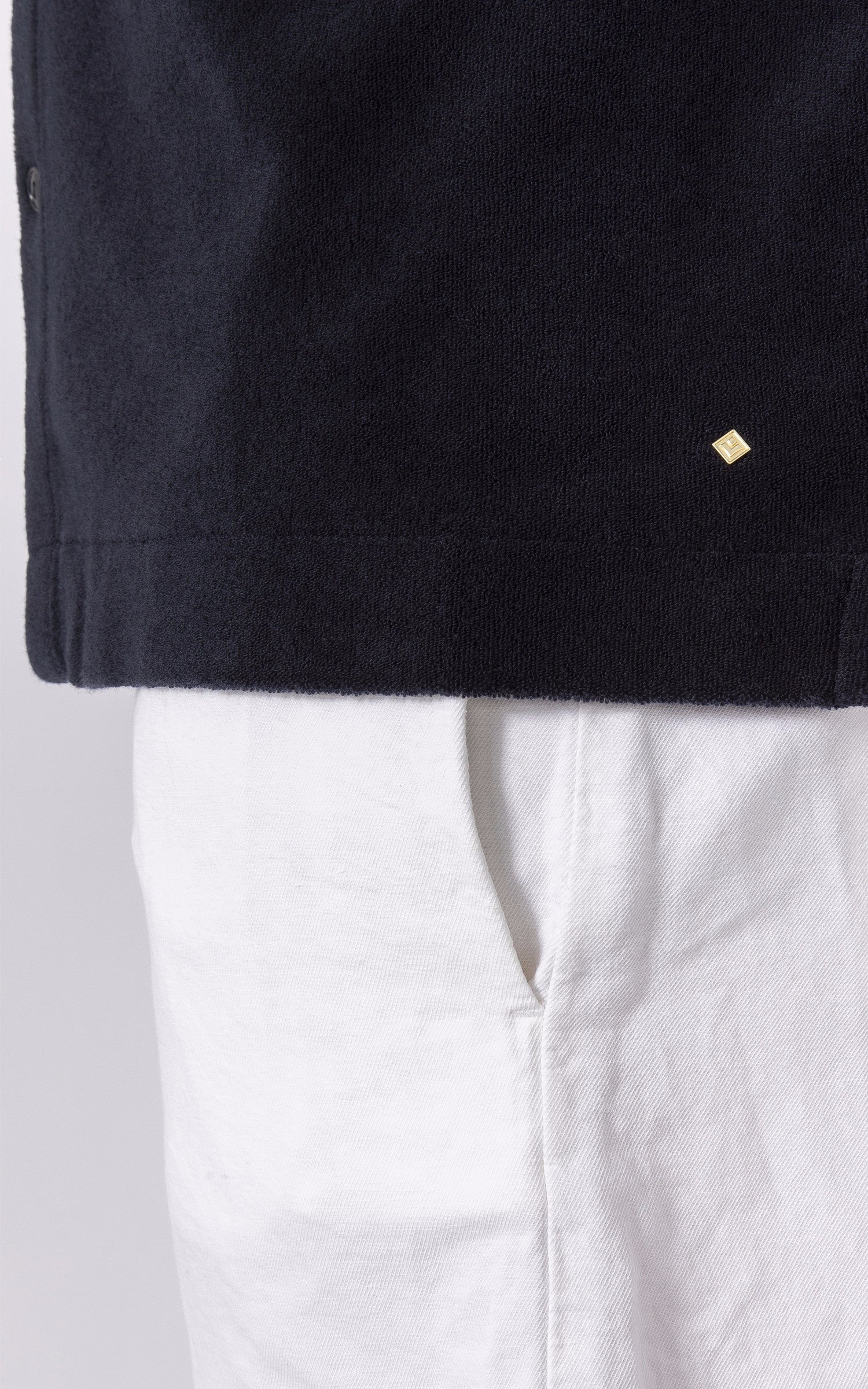 A "CH04" Marine Rivieras Chemise Homme details photo