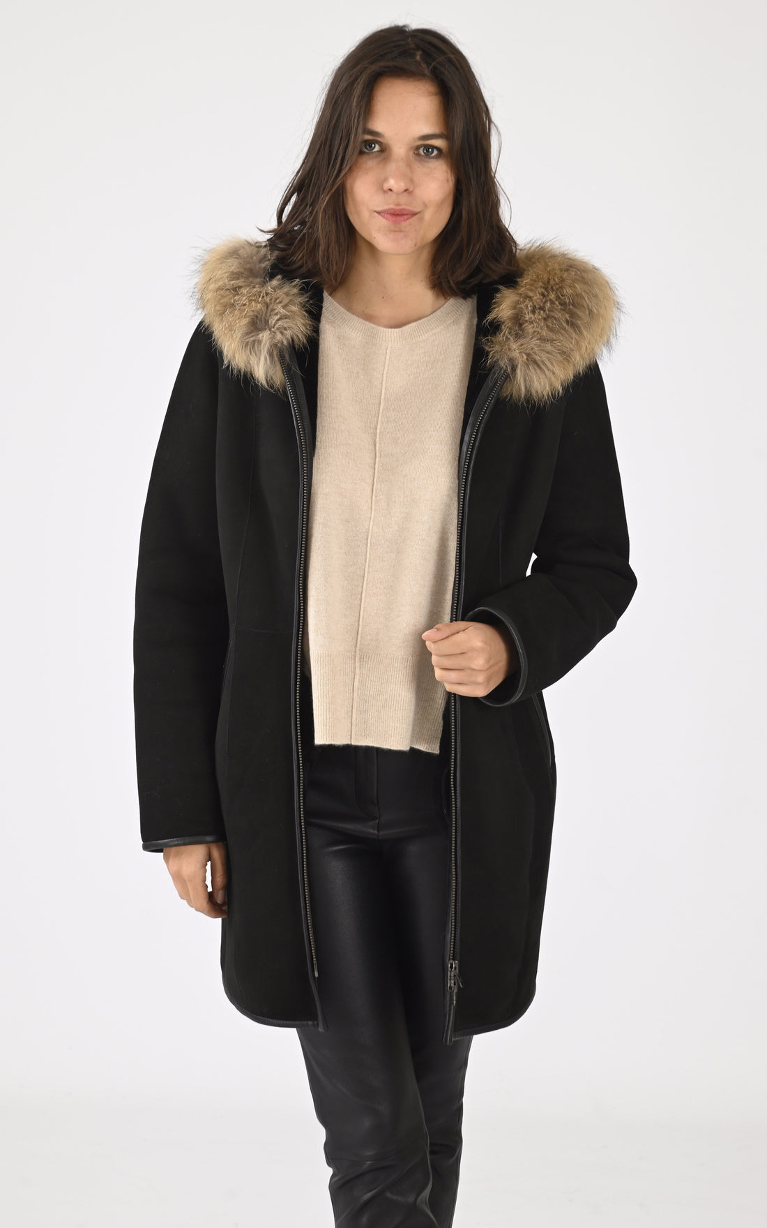 A &quot;BASE 85&quot; Noir La Canadienne Veste Femme closed photo
