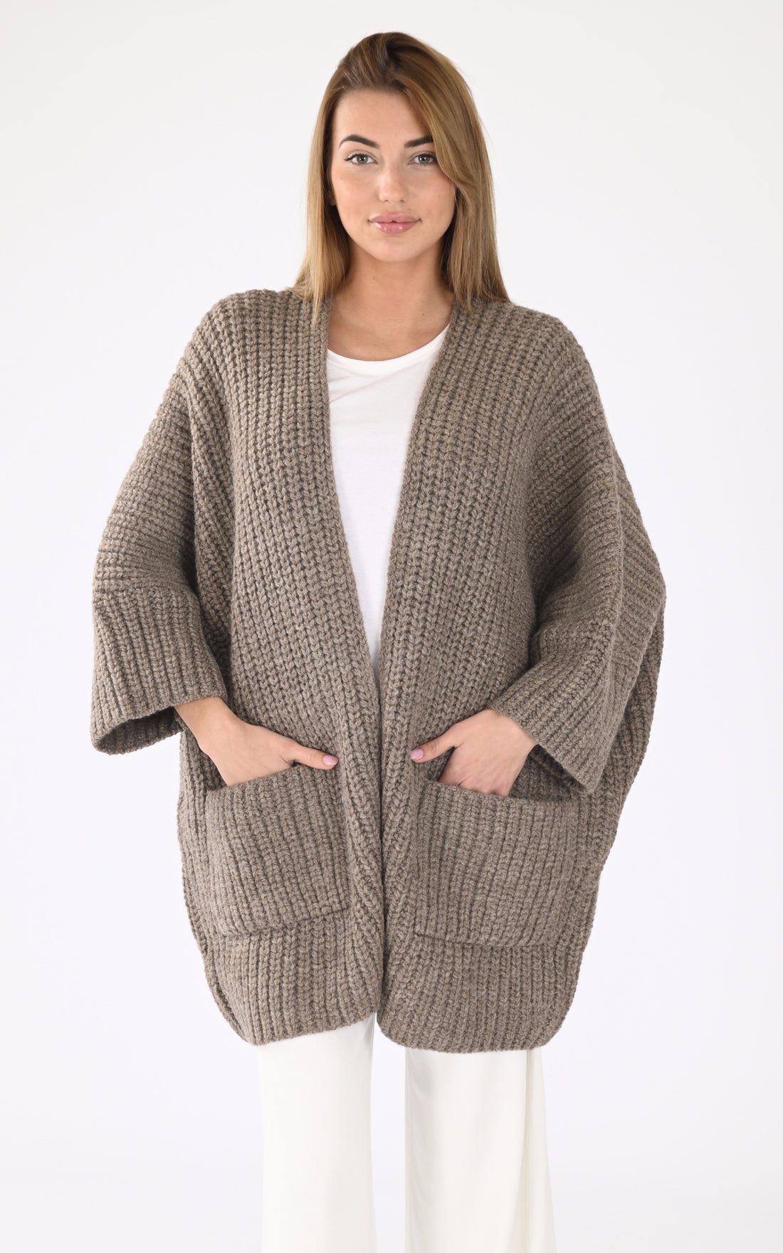 A &quot;JORMA 4509973&quot; Taupe Notshy Gilet Femme opened photo