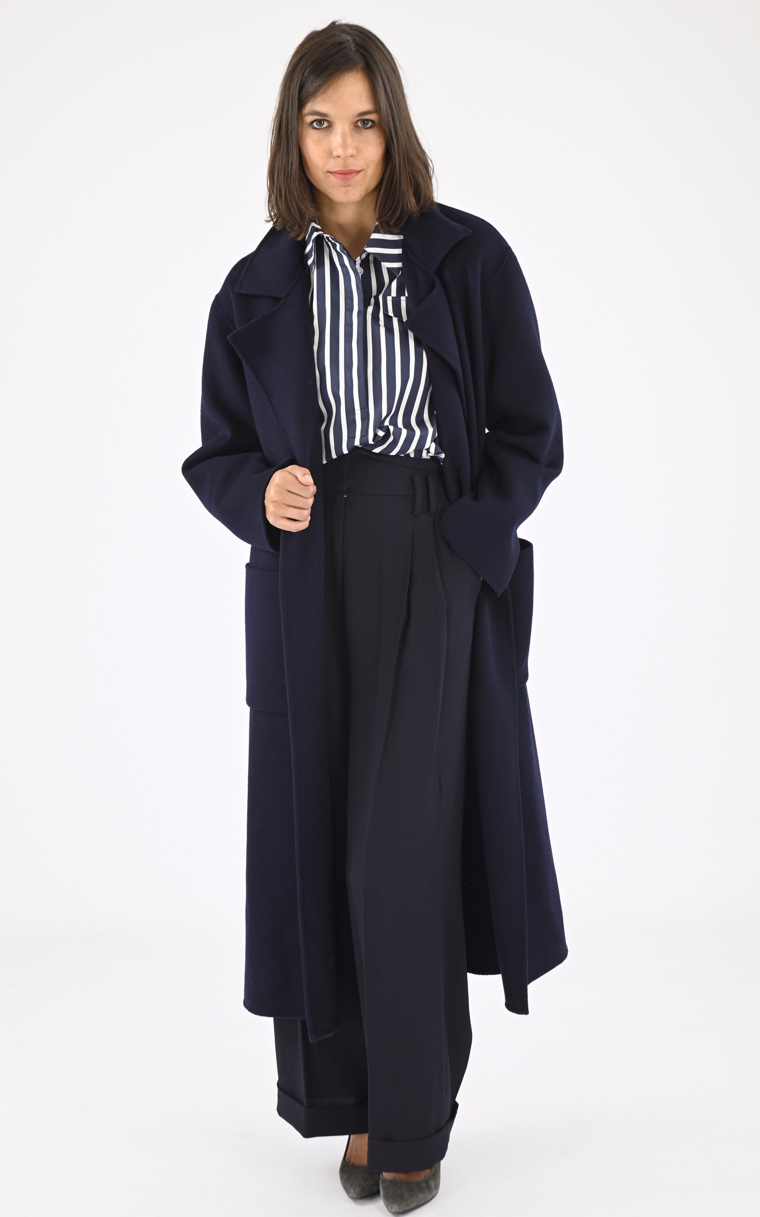 A &quot;ALLEGORIA 64303&quot; Bleu Foncé Oakwood Manteau Femme opened photo 2