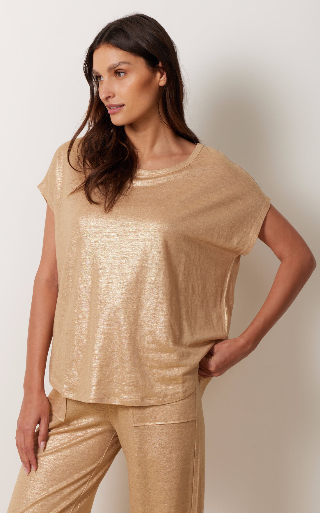 A &quot;TESS 4405104&quot; Gold Notshy T-shirt Femme opened photo
