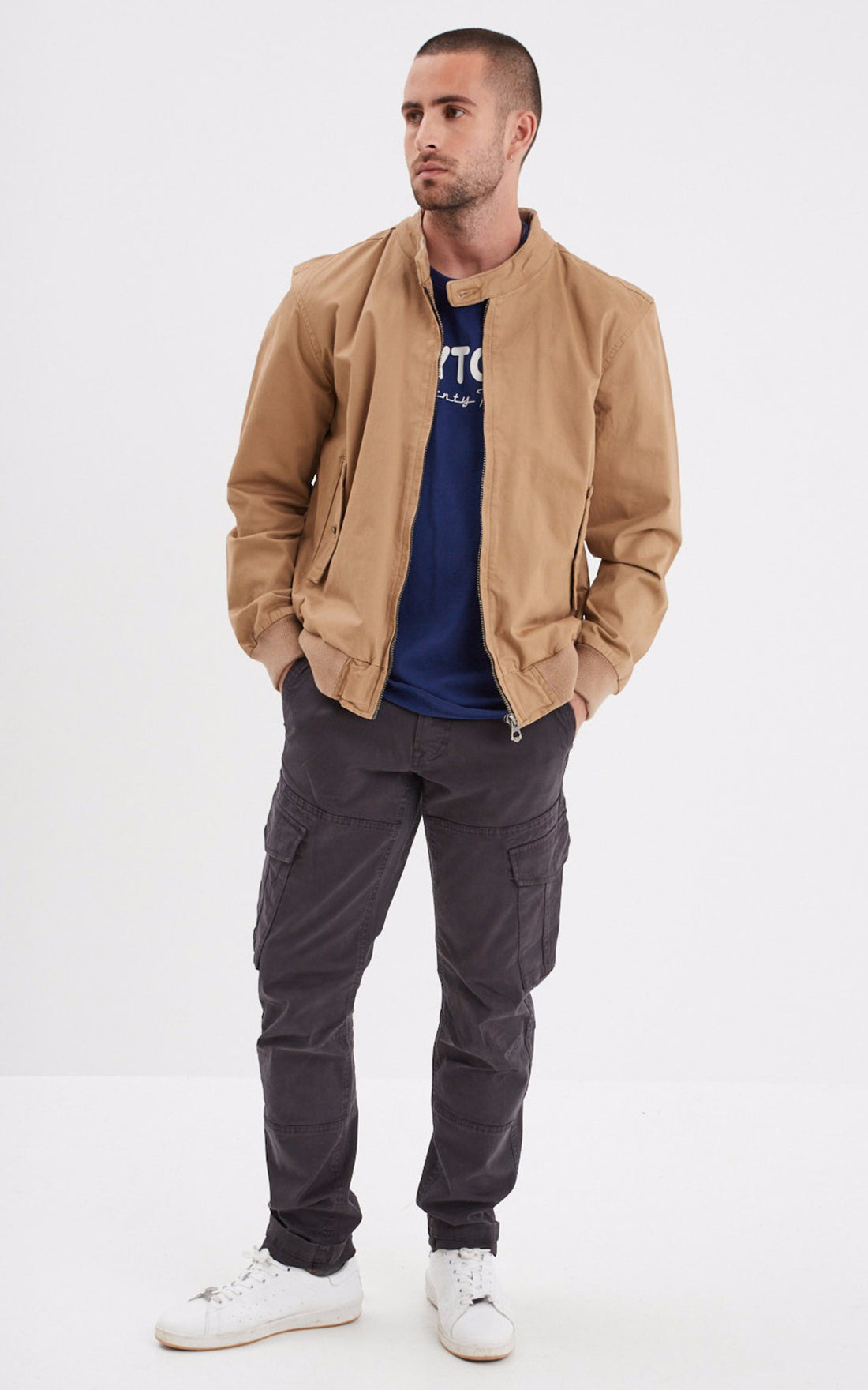 A &quot;LENNOX 103472&quot; Beige Daytona 73 Blouson Homme opened photo