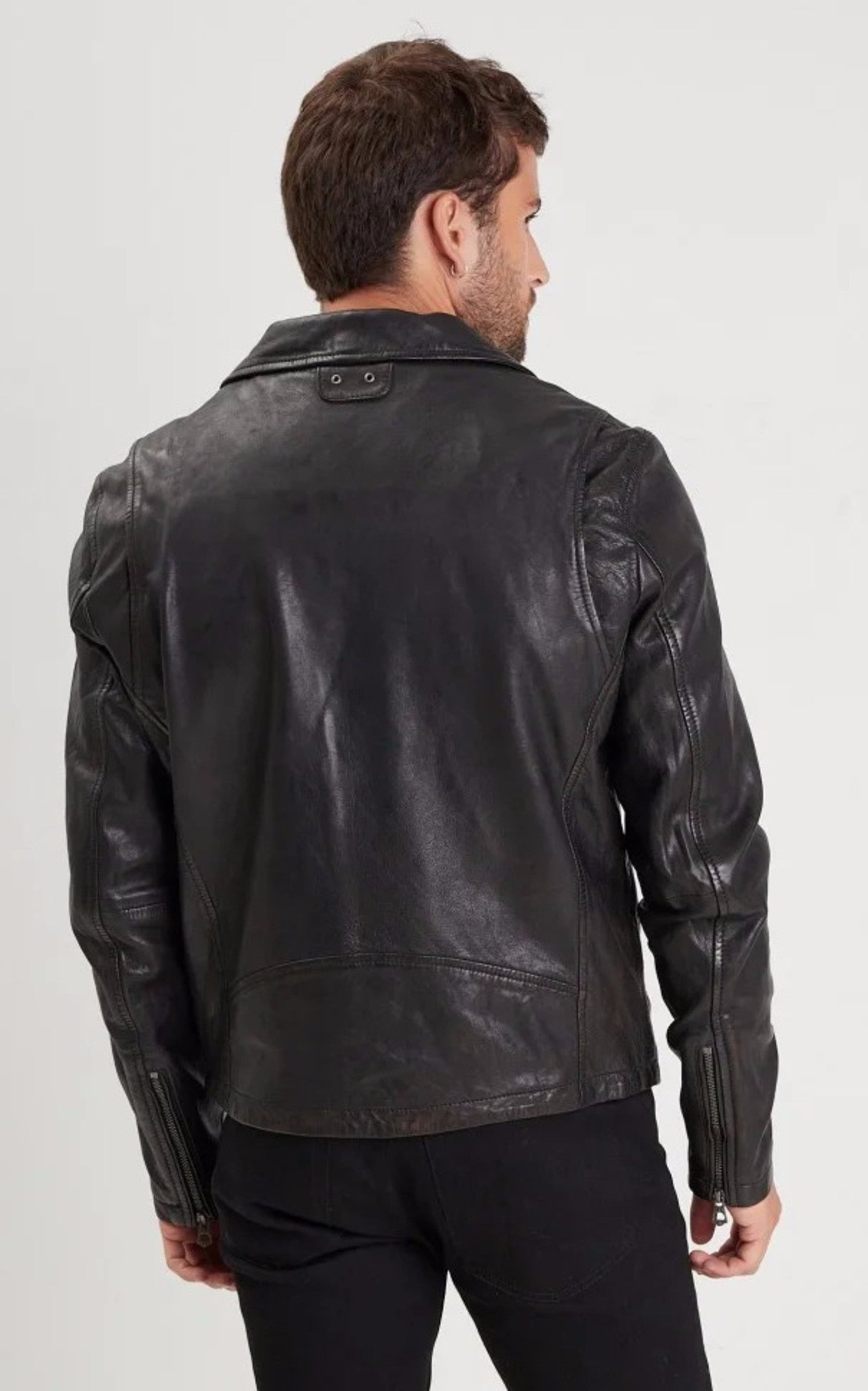A &quot;MIAMI 102427&quot; Noir Daytona 73 Perfecto Homme details photo