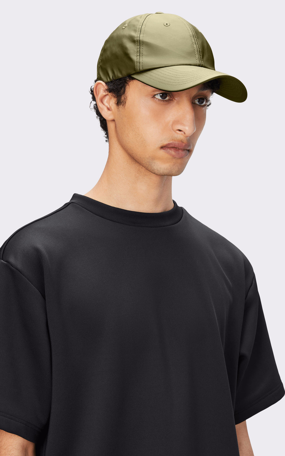 A &quot;13600 CASQUETTE&quot; Kaki Rains Casquette Mixte closed photo