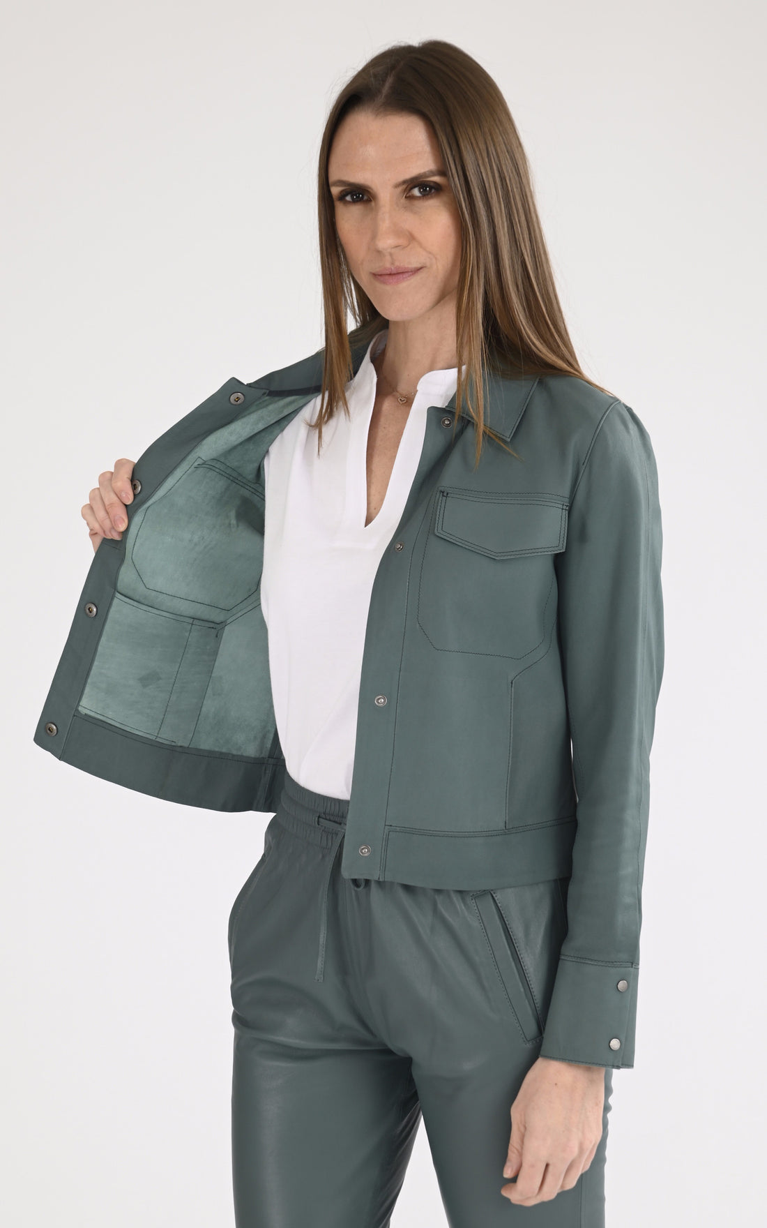 A &quot;RUBY 65029&quot; Vert Oakwood Veste Femme opened photo