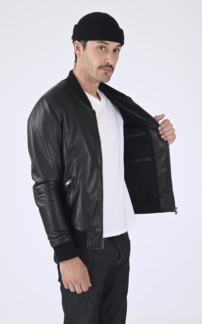 A &quot;BONBON&quot; Noir Serge Pariente Blouson Homme interior photo